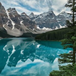 17 Best National Parks in Canada