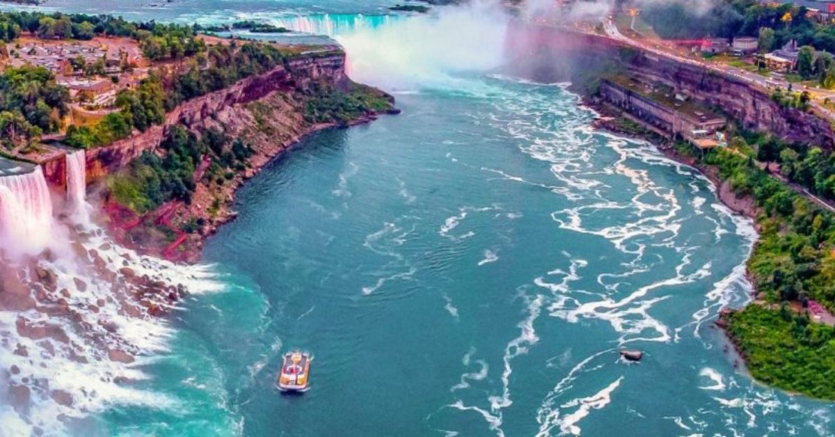 What to Expect at the Niagara Falls Attractions