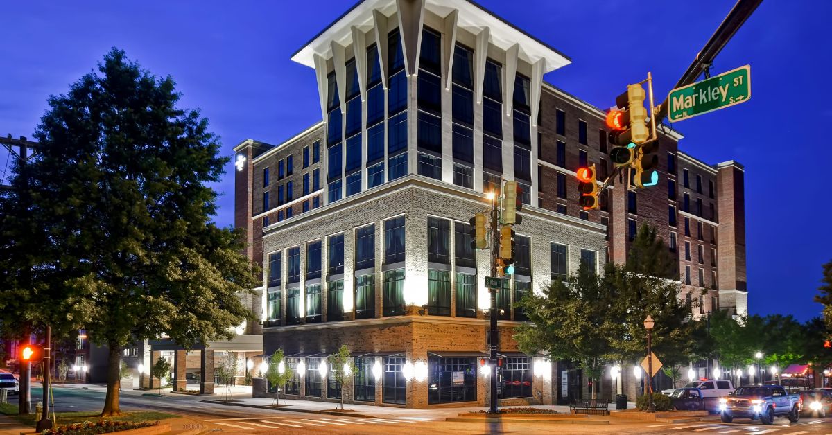 Best Western Hotel in Greenville, SC Overview