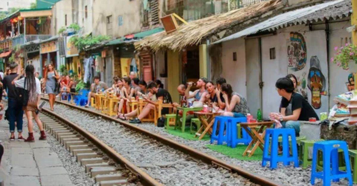 Navigating Train Street Hanoi