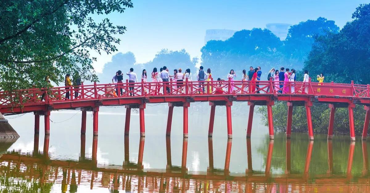 Top 5 Must-See Attractions in Hanoi