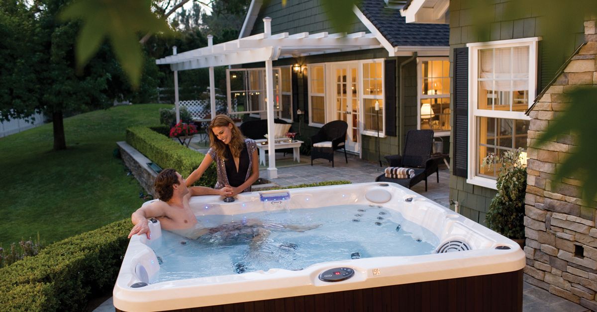 How to Find and Book the Perfect Hotel with a Hot Tub Near You