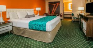 How Does Travelers Inn Flagstaff Stand Out?